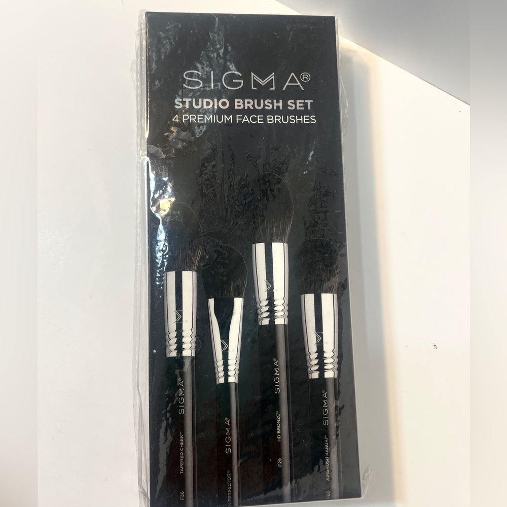 Sigma Studio Brush Set, NIB
